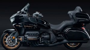 Read more about the article Souo S2000: China’s Bold Eight-Cylinder Tourer Goes Global, Massive presence, high tech, and luxury vibes.