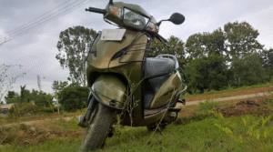 Read more about the article Honda Activa Review 2025: Mileage, Performance & Smart Features Explained 👑🛵!!