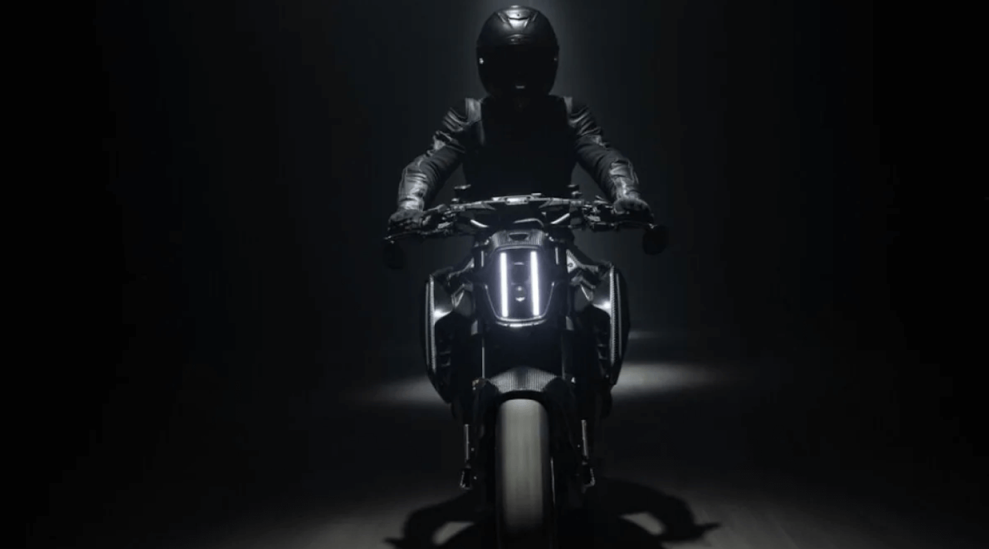 Read more about the article Is the BRABUS 1400 R available in India?