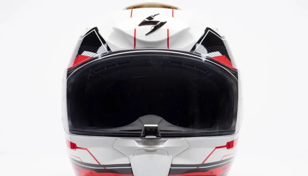 The Scorpion EXO-R420 remains the most capable helmet you can buy for under $200 in 2026.