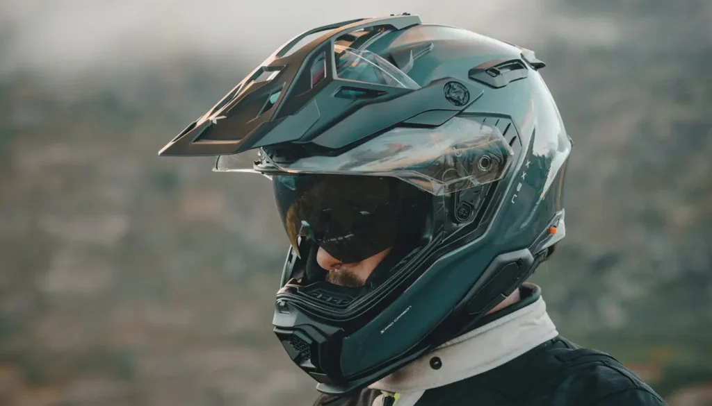 The Nexx X.WED3 occupies a genuinely rare position in the ADV segment: it is a real carbon fibre helmet sold at a price most brands charge for fibreglass.